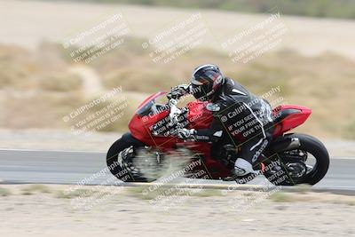 media/May-05-2025-Moto Forza (Mon) [[3c1838c5e5]]/2-B Group/Session 3 (Panning Test Turn 14 Inside)/
